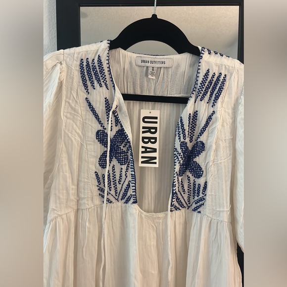 UO In The Meadow Maxi Dress - Picture 2 of 6